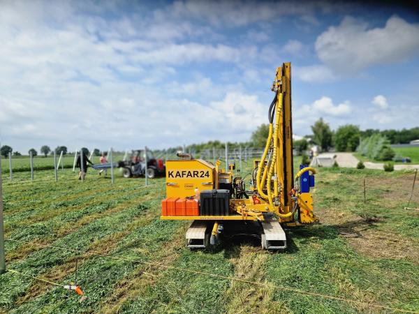 6aa684e2-f680-4d2c-9ca5-b61136fcbed7-ly5w99yu